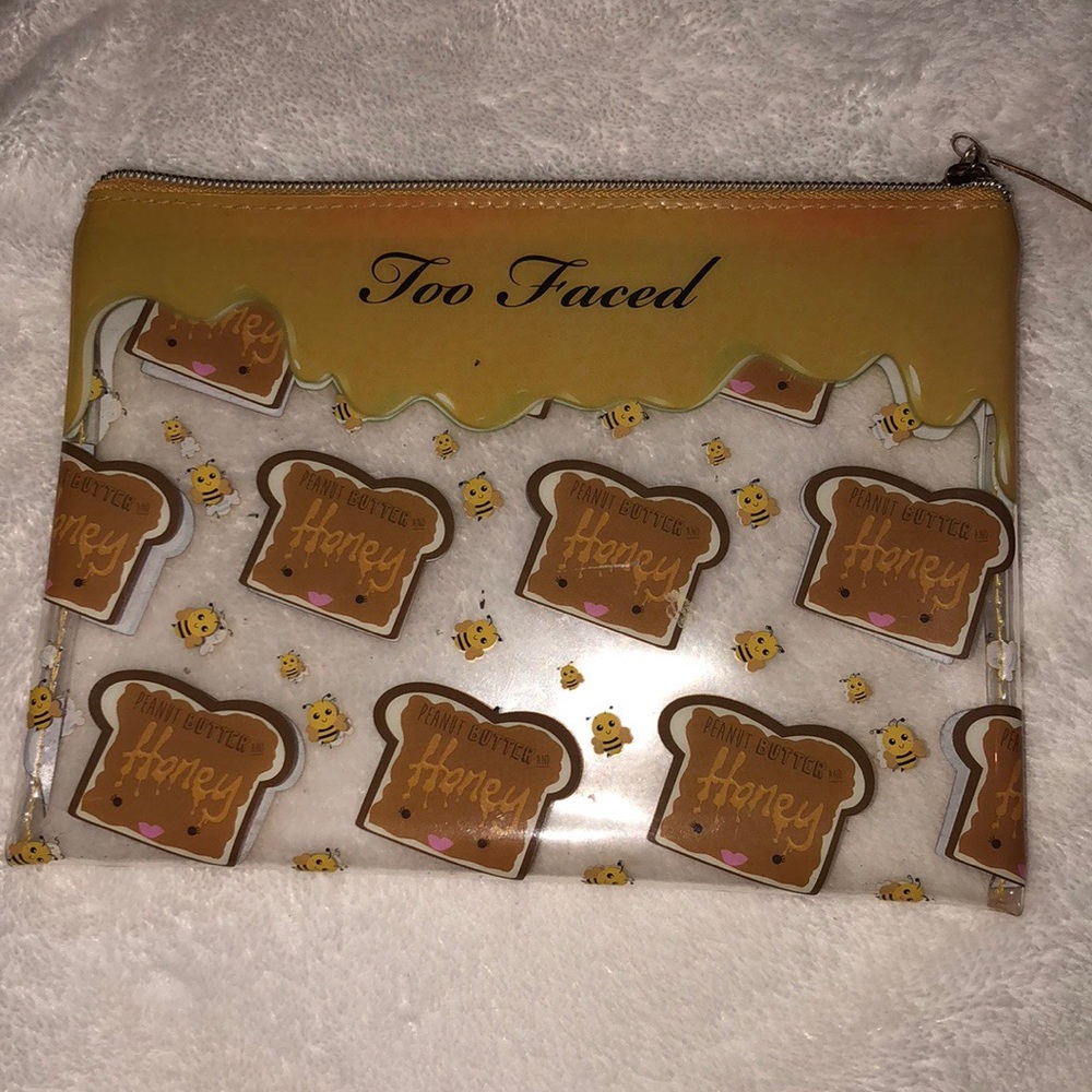 TOO FACED peanut butter and honey makeup bag